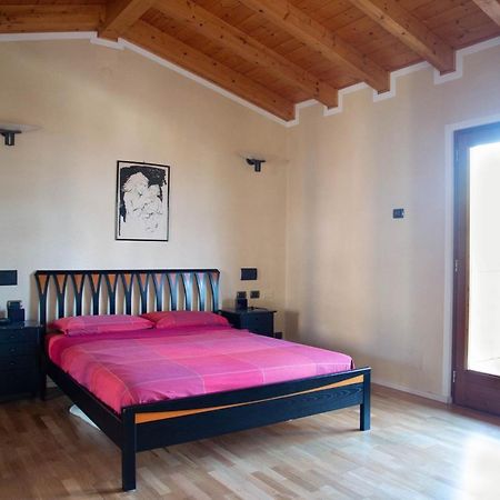 Guesthouse "Villa Tamas" 利莫内-苏尔加达 外观 照片