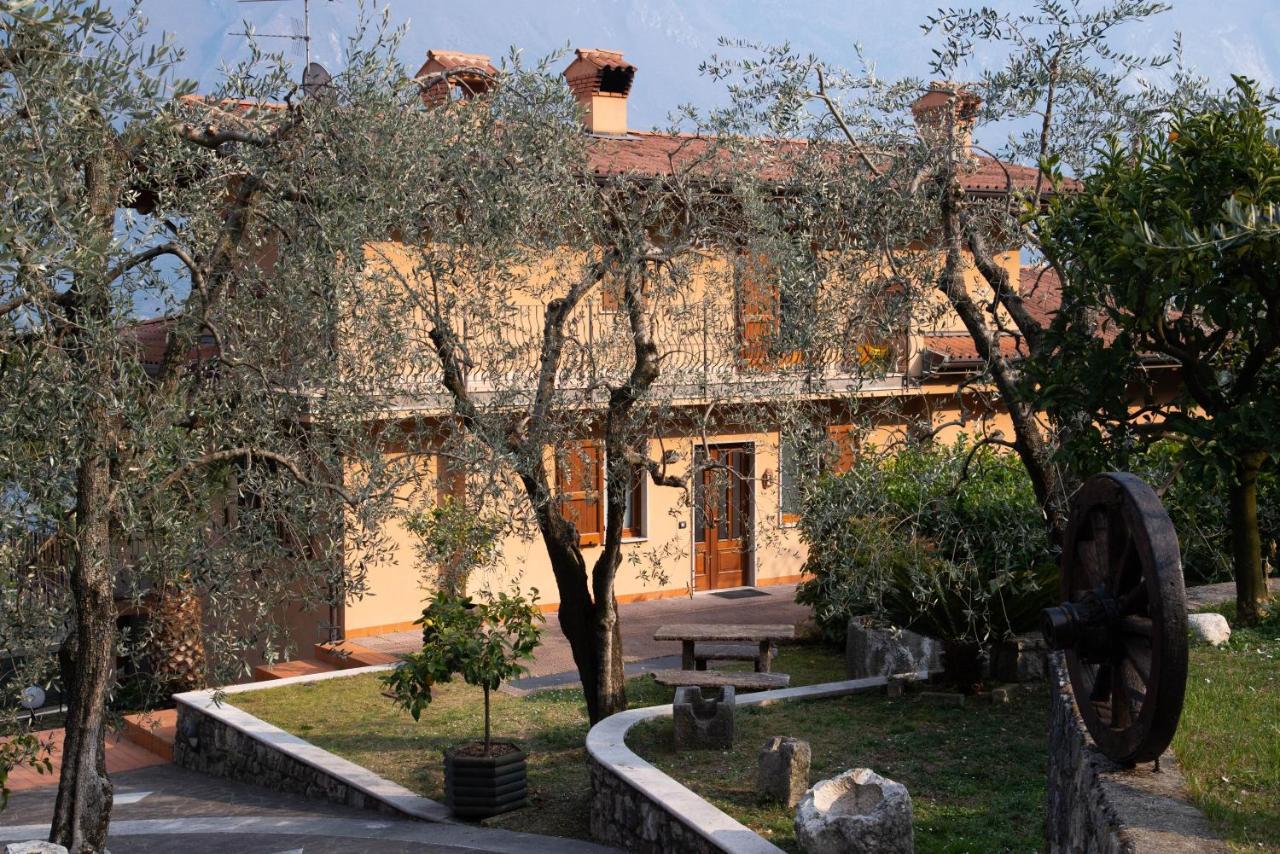 Guesthouse "Villa Tamas" 利莫内-苏尔加达 外观 照片