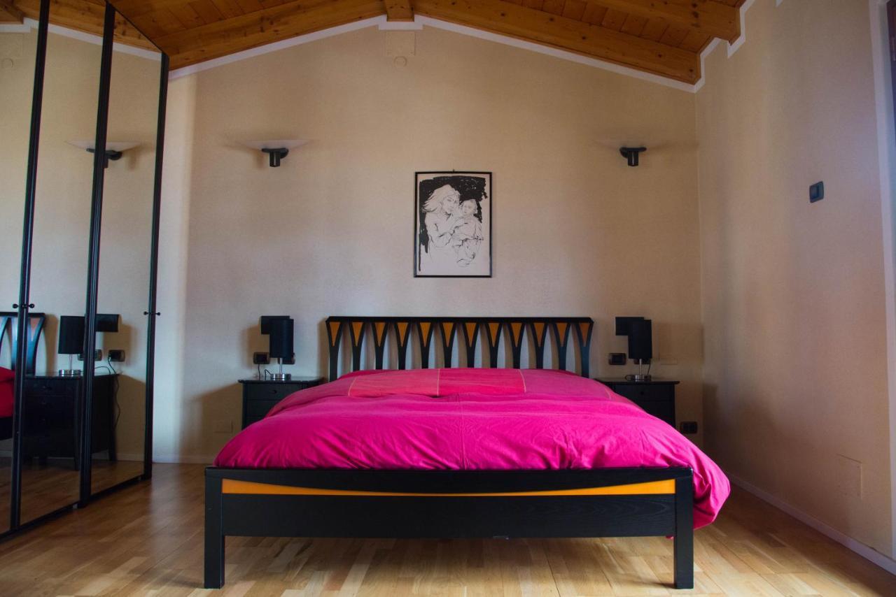 Guesthouse "Villa Tamas" 利莫内-苏尔加达 外观 照片