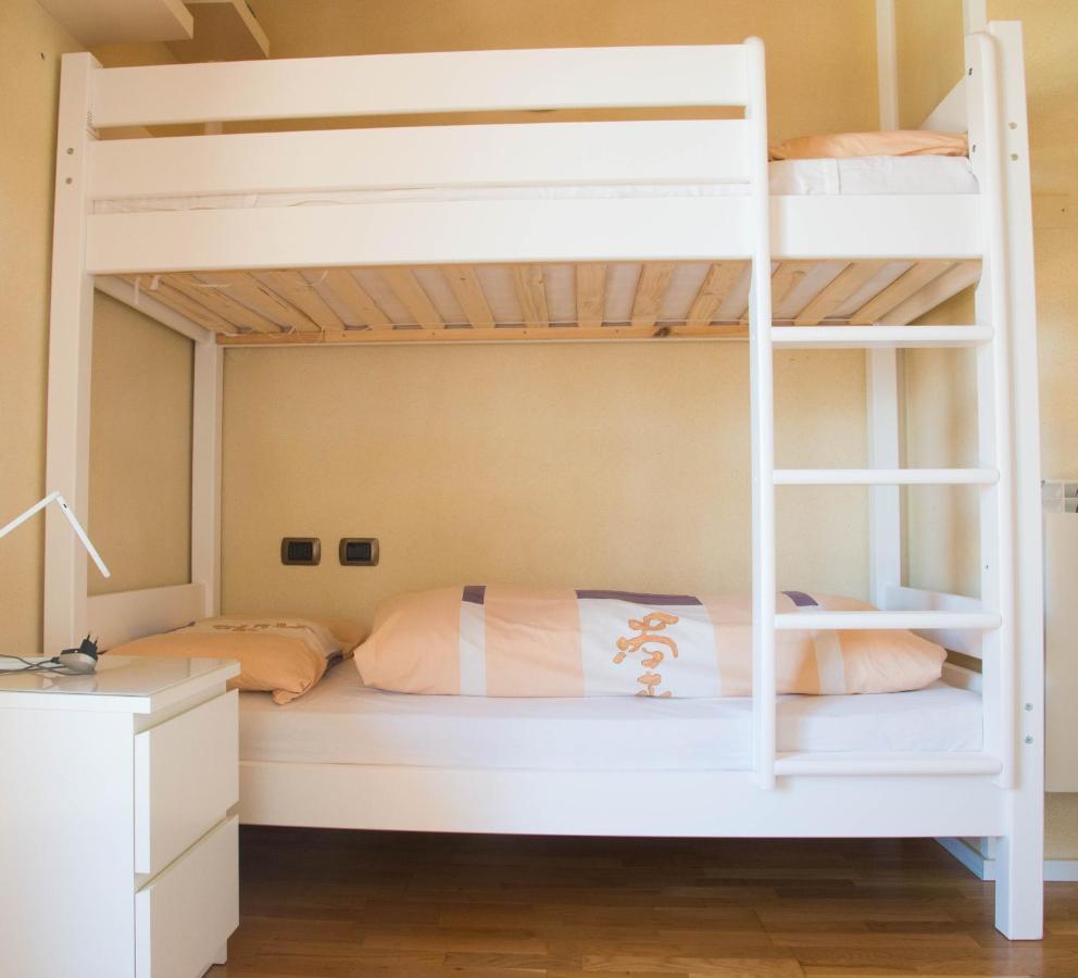 Guesthouse "Villa Tamas" 利莫内-苏尔加达 外观 照片