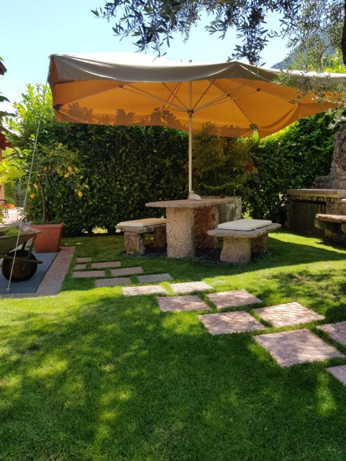 Guesthouse "Villa Tamas" 利莫内-苏尔加达 外观 照片