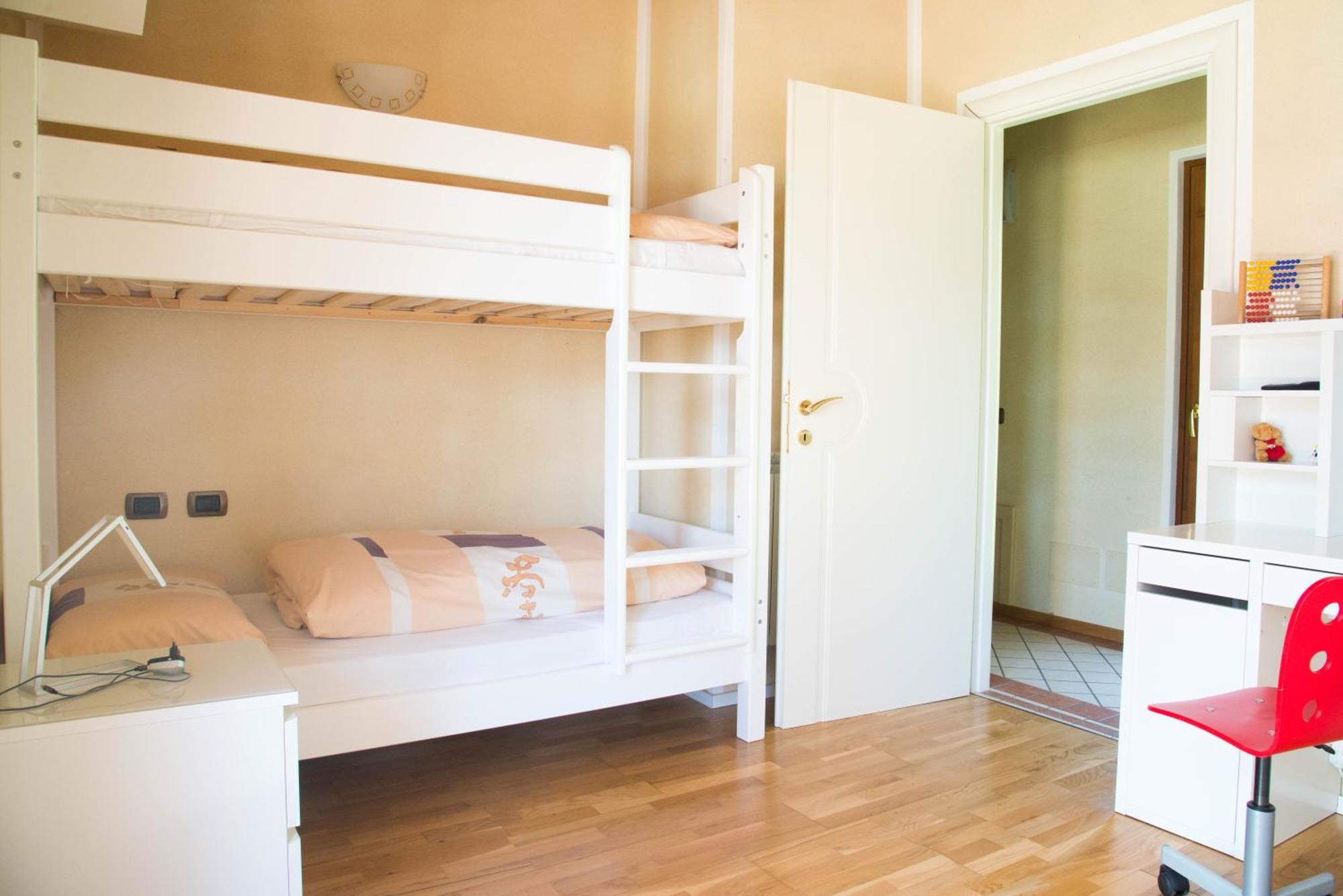 Guesthouse "Villa Tamas" 利莫内-苏尔加达 外观 照片